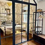 Artcity - 3 Boutique Suits In Historic Town * Пловдив