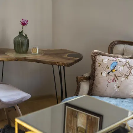 Artcity - 3 Boutique Suits In Historic Town * بلوفديف