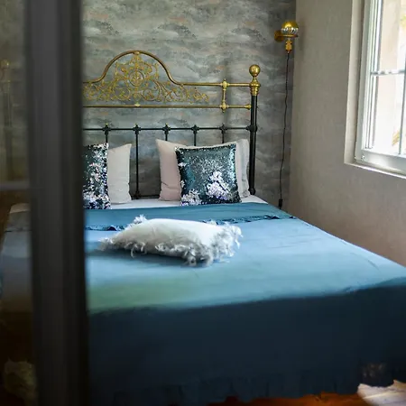 فيلة Artcity - 3 Boutique Suits In Historic Town بلوفديف