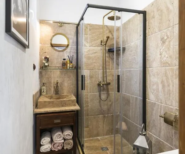 Artcity - 3 Boutique Suits In Historic Town 빌라