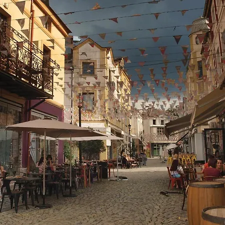 Historic Artcity In Old Town *