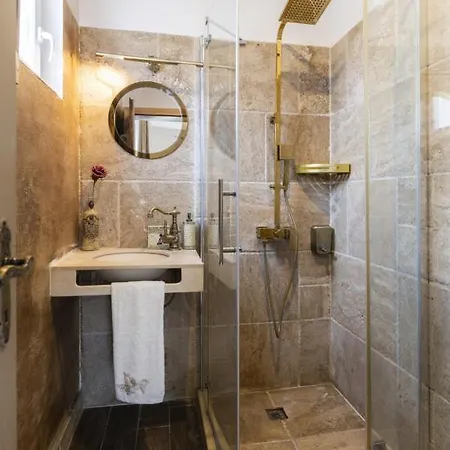 Artcity - 3 Boutique Suits In Historic Town * بلوفديف