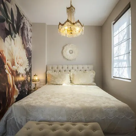 Villa Artcity - 3 Boutique Suits In Historic Town *