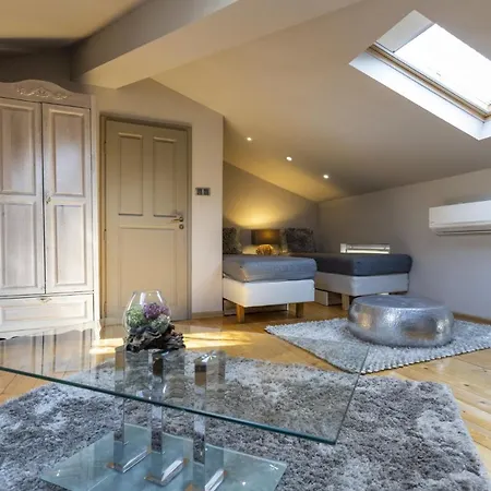 Artcity - 3 Boutique Suits In Historic Town * بلوفديف