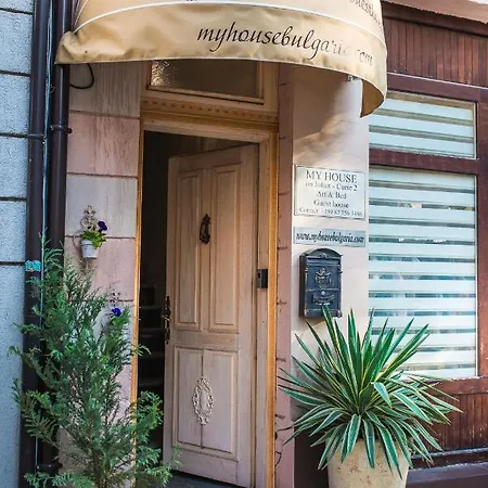 Historic Artcity In Old Town Villa *