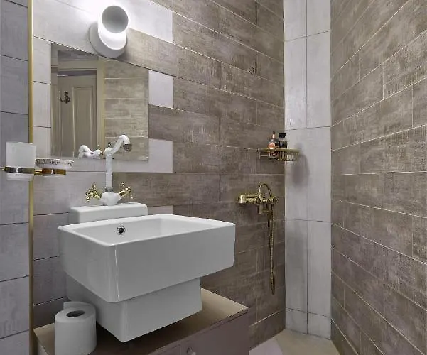 Artcity - 3 Boutique Suits In Historic Town *