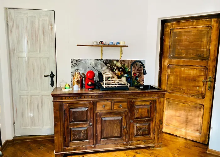 Artcity - 3 Boutique Suits In Historic Town