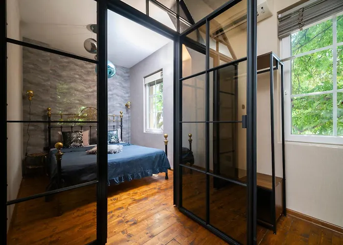 Artcity - 3 Boutique Suits In Historic Town